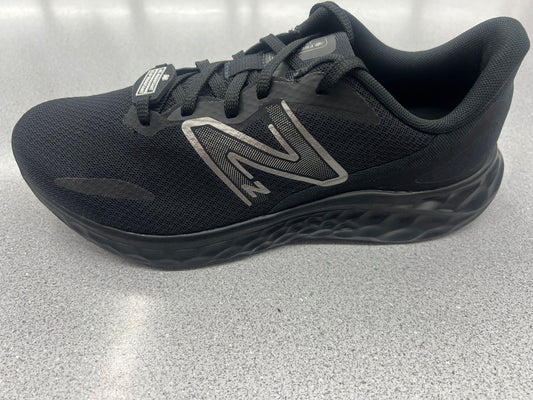 New Balance Arishi black (#111 men's athletic)