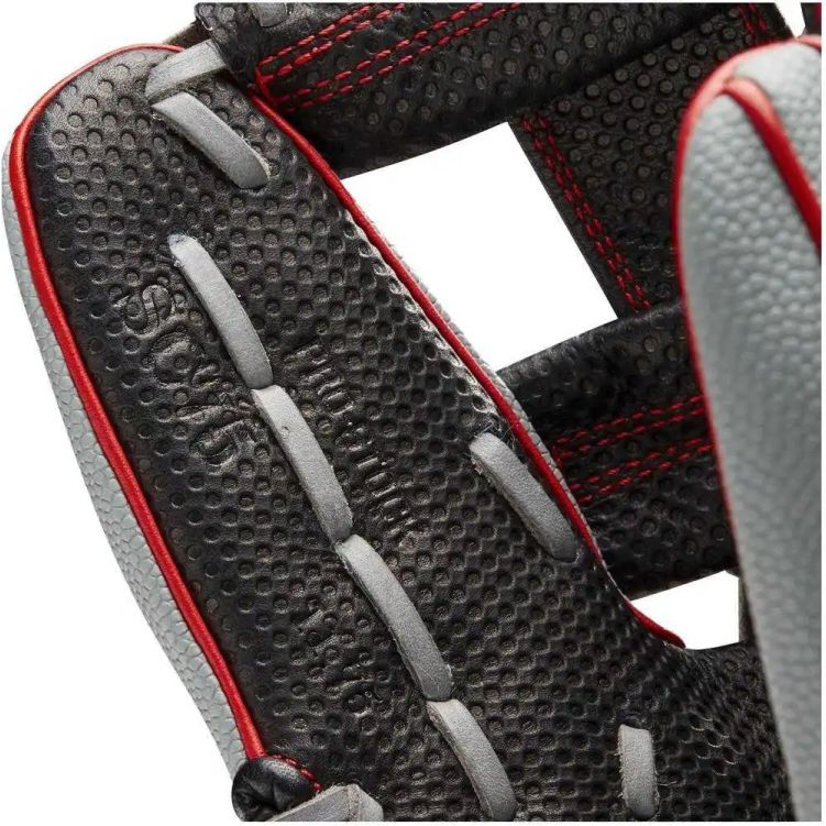 WILSON A2000 Infield Baseball Glove