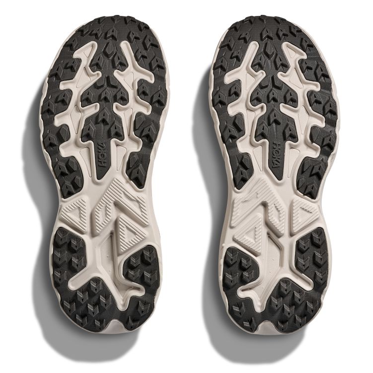 HOKA Challenger 8