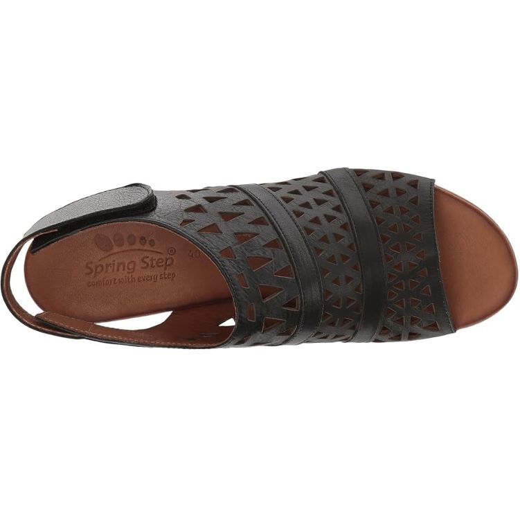 SPRING STEP Dorotha Black