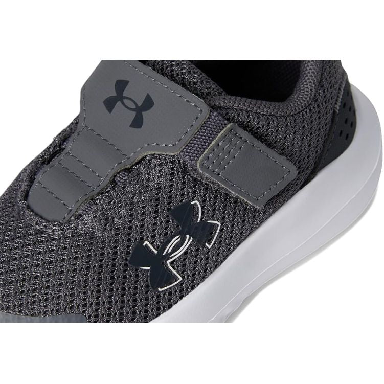 UNDER ARMOUR Surge Infant Running 4